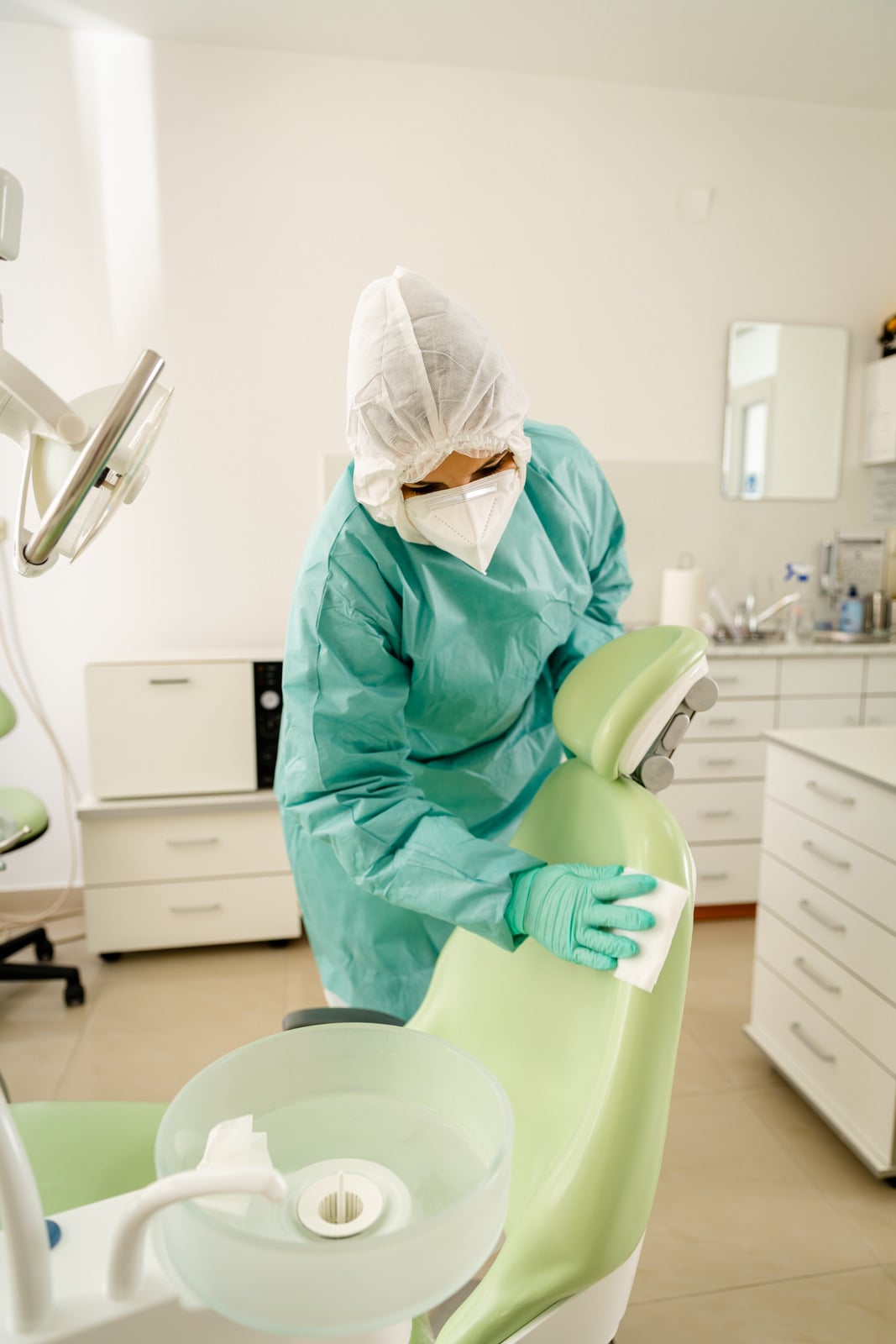 Professional cleaning service for dental practice